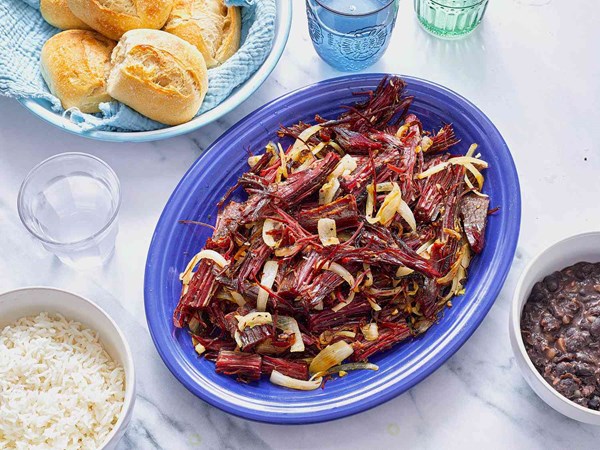 Stewed tasajo (Aporreado de tasajo)