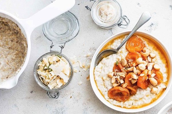Sticky apricot & thyme compote topping