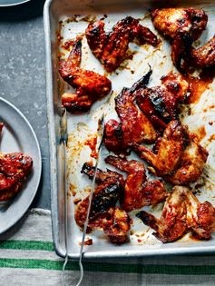 Sticky barbecued chicken wings
