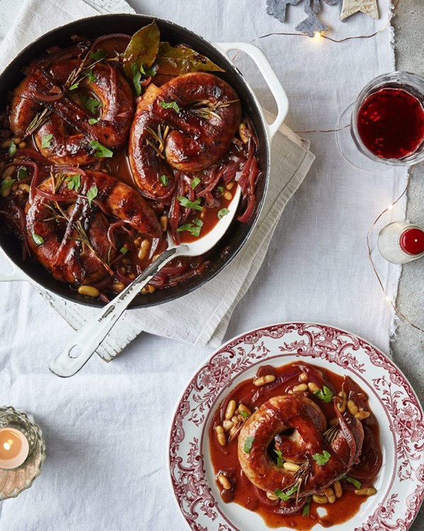 Sticky Bloody Mary sausage casserole 