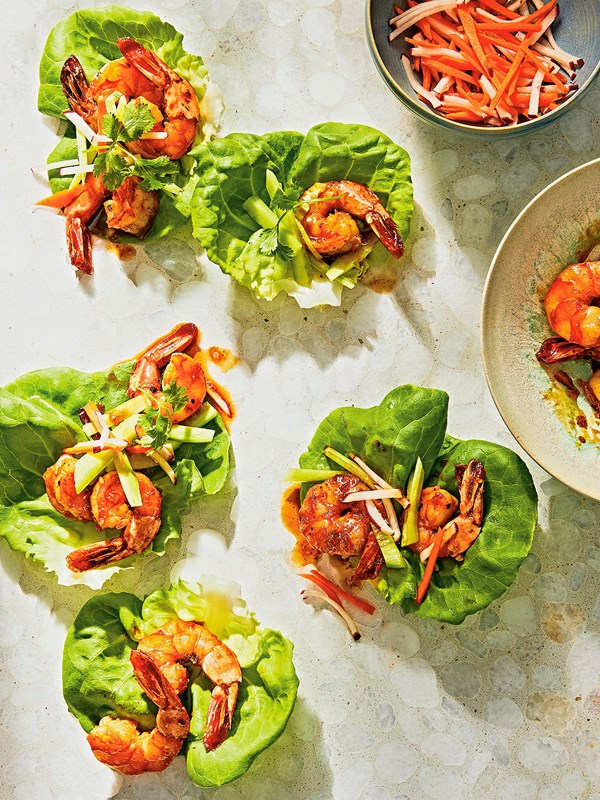 Sticky caramelized lettuce wraps