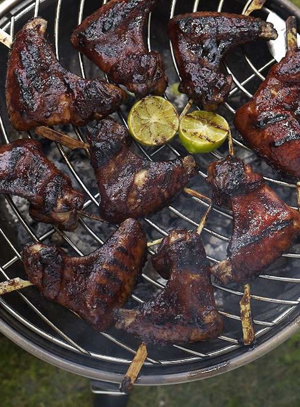 Sticky chicken wings