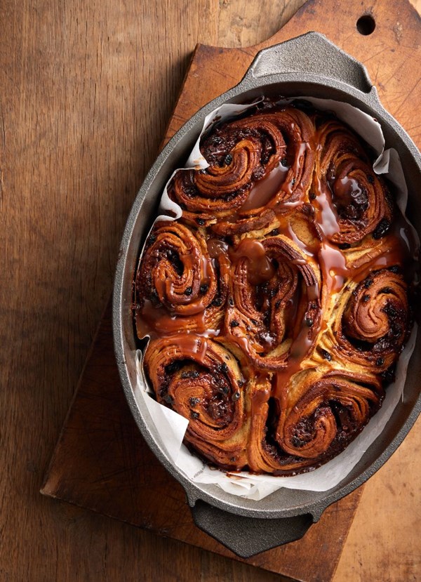 Sticky chocolate and fruit mince scrolls