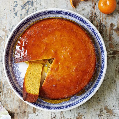 Sticky clementine cake