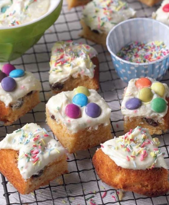 Sticky confetti cake