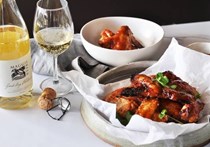 Sticky ginger and chilli chicken wings