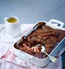 Sticky ginger and rhubarb pudding