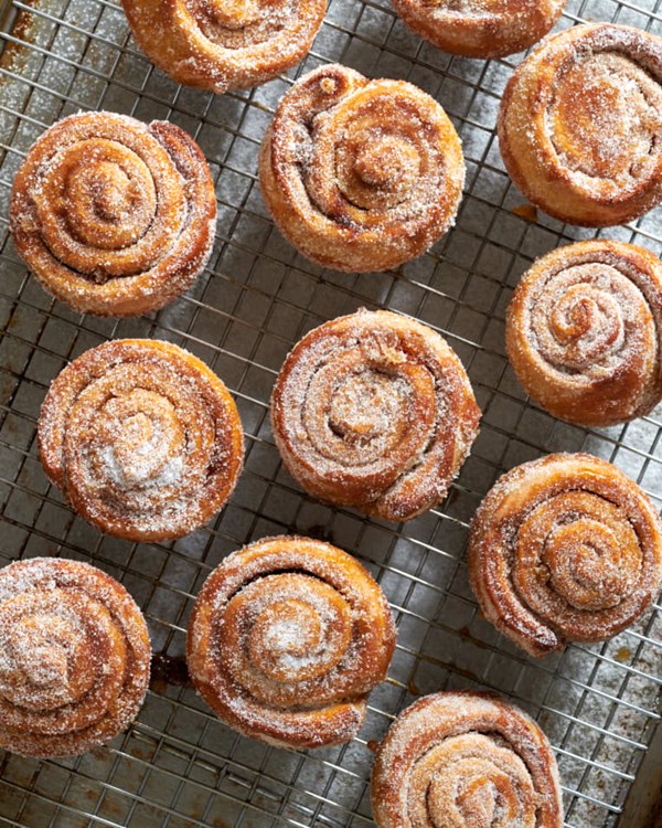 Sticky ginger buns