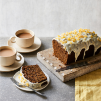Sticky ginger loaf cake