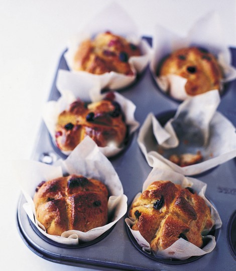Sticky hot cross buns