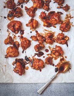 Sticky Korean cauliflower bites