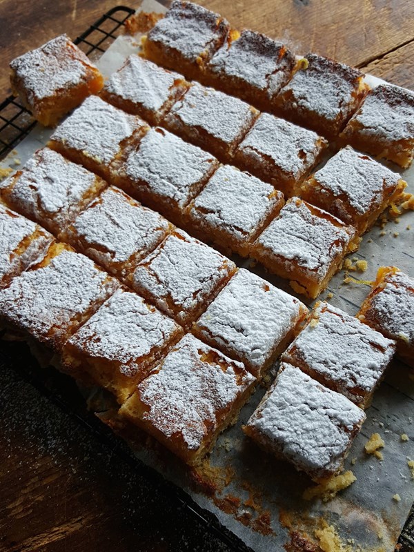 Sticky lemon slice