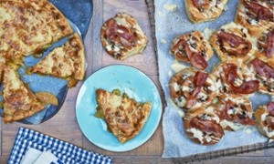Sticky maple bacon buns