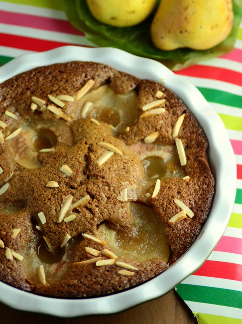 Sticky maple pear cake