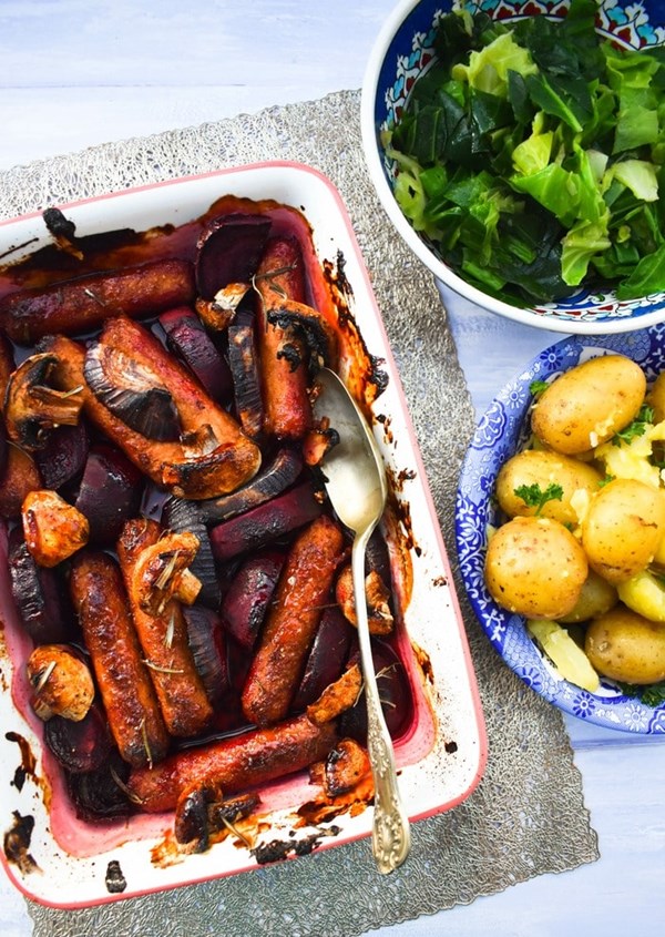 Sticky marmalade sausage bake