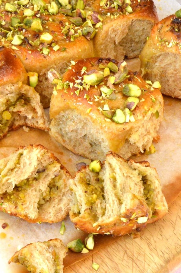Sticky orange pistachio buns