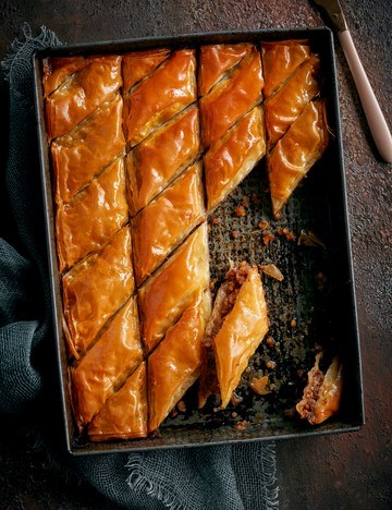 Sticky orange, walnut and ginger baklava