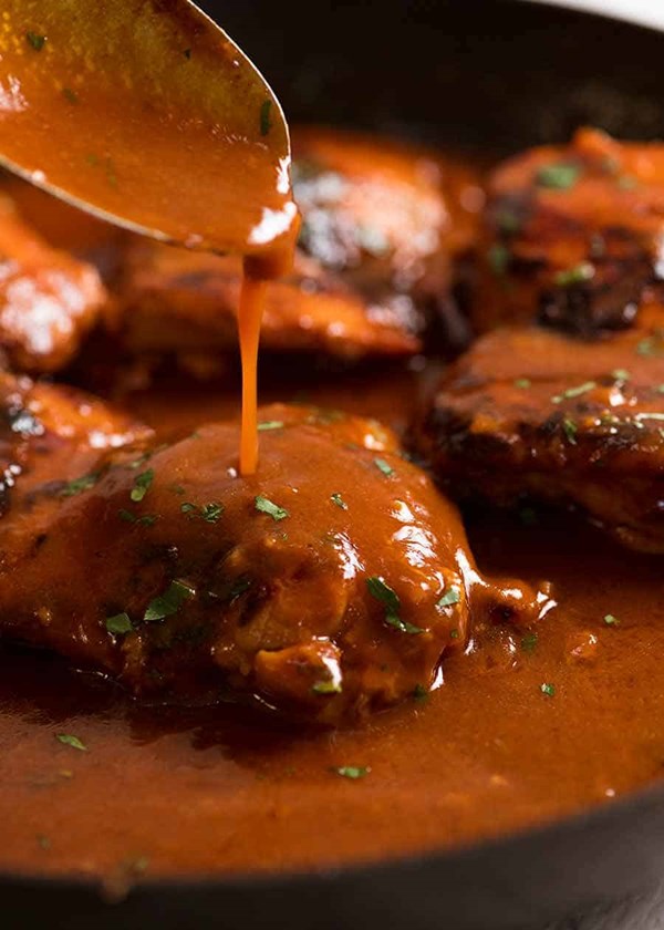 Sticky pantry chicken thighs