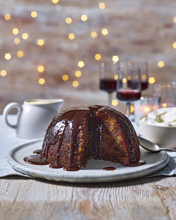 Sticky pear and chai spiced pudding