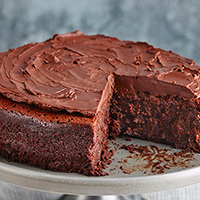 Sticky prune chocolate cake 