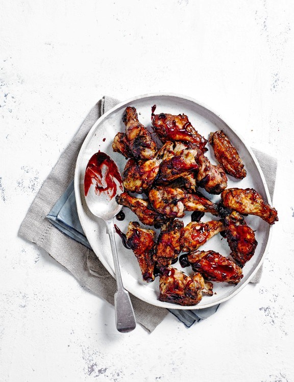 Sticky raspberry-glazed chicken wings