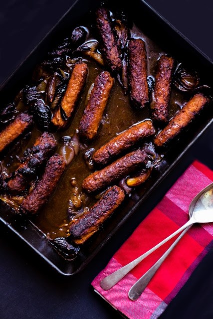 Sticky red onion & sausage bake with gravy