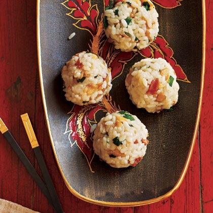 Sticky rice balls with sausage and dried shrimp