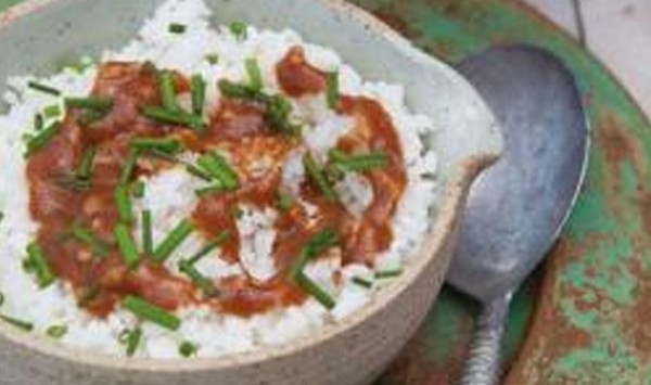 Sticky rice with chives and tamarind