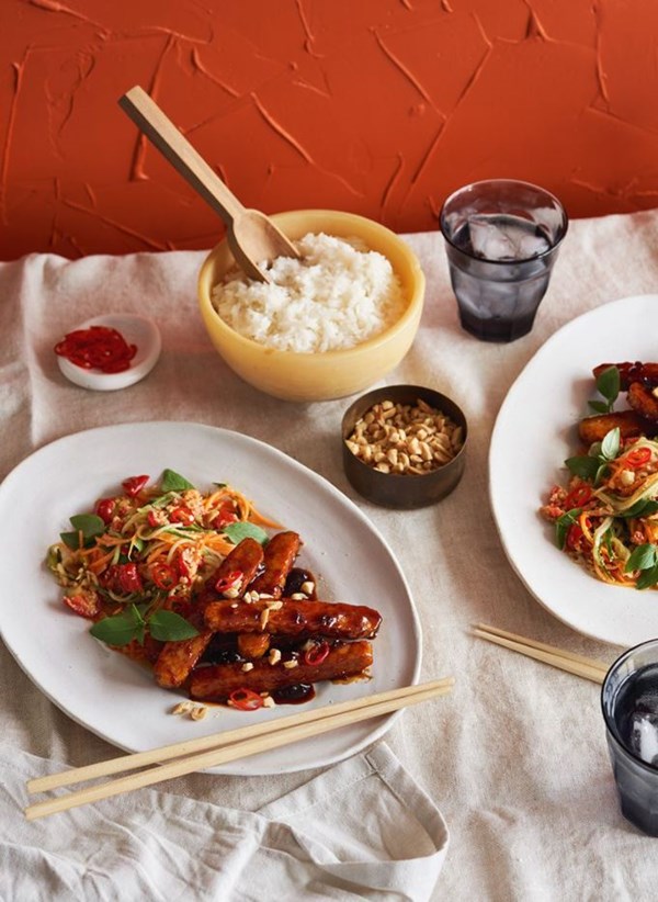 Sticky tempeh with cucumber, carrot & peanut salad