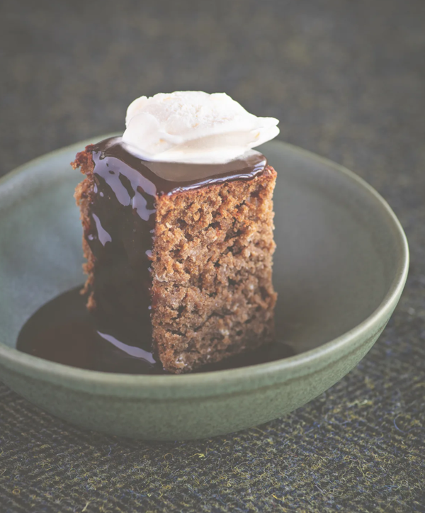 Sticky toffee Orkney broonie
