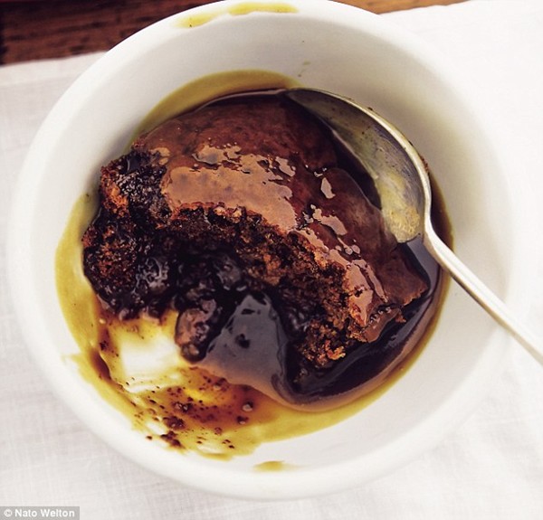 Sticky toffee pudding