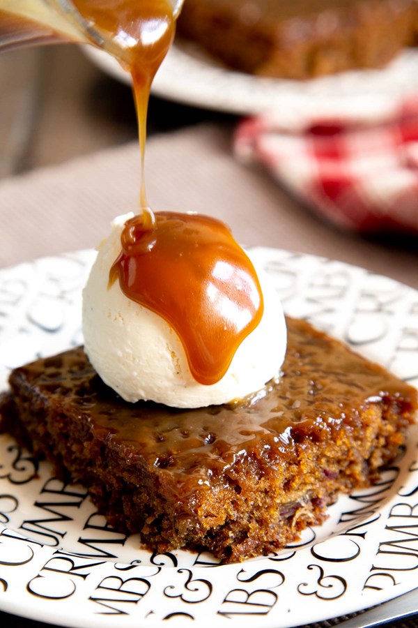 Sticky toffee pudding