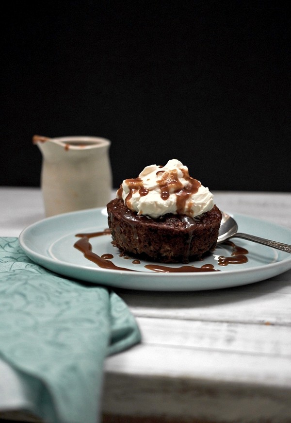 Sticky toffee puddings with Bailey's caramel sauce