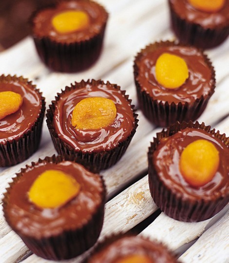 Sticky toffee pumpkin cakes
