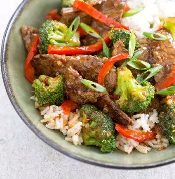 Stir-fried beef and broccoli with oyster sauce