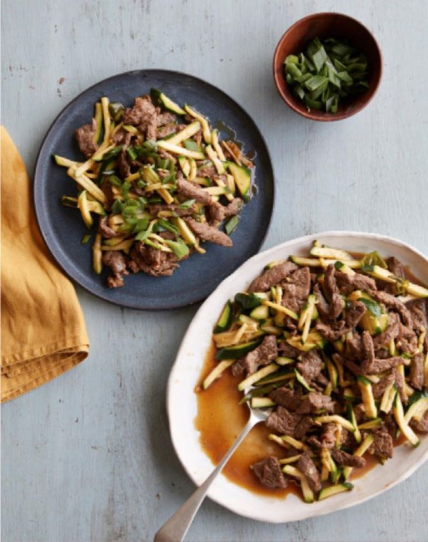 Stir-fried beef with courgettes