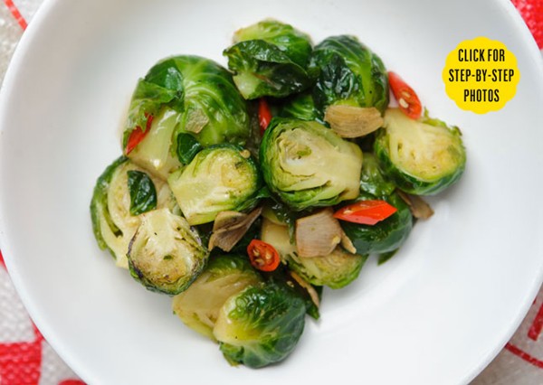 Stir-fried Brussels sprouts with garlic and chile