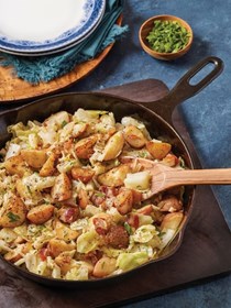 Stir-fried cabbage and bacon