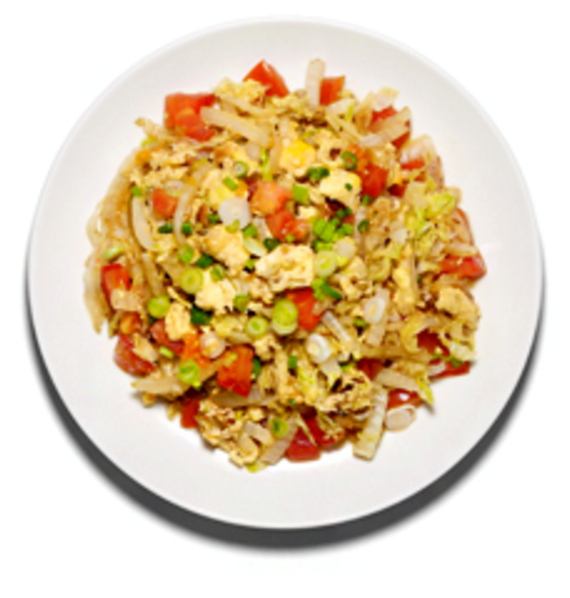 Stir-fried cabbage with egg and tomato