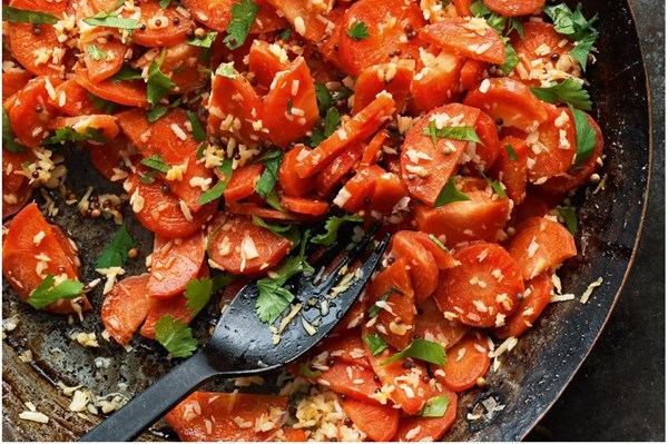 Stir-fried carrots (Carrot poriyal)