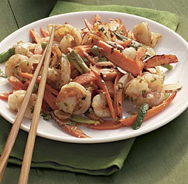 Stir-fried carrots with shrimp and toasted almonds