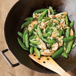 Stir-fried chicken with sugar snap peas & lemon