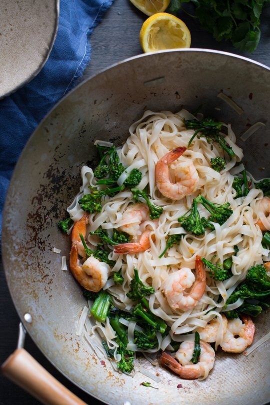 Stir-fried chile-lemon shrimp and rice noodles