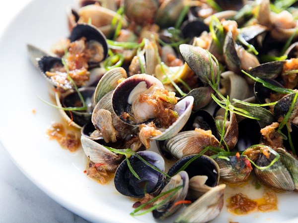 Stir-fried clams with XO sauce recipe