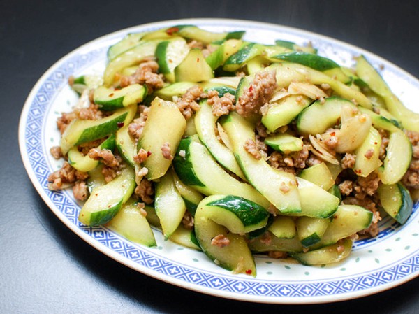 Stir-fried cucumbers with spicy ground pork
