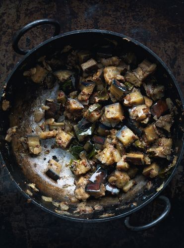 Stir-fried eggplant cooked in a Tamil Nadu style (Kathirkiai poriyal)