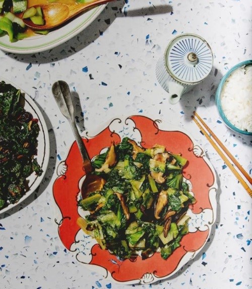 Stir-fried escarole with shiitake