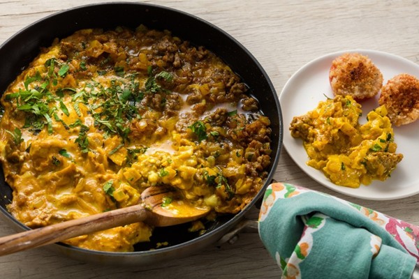 Stir-fried ground lamb and eggs