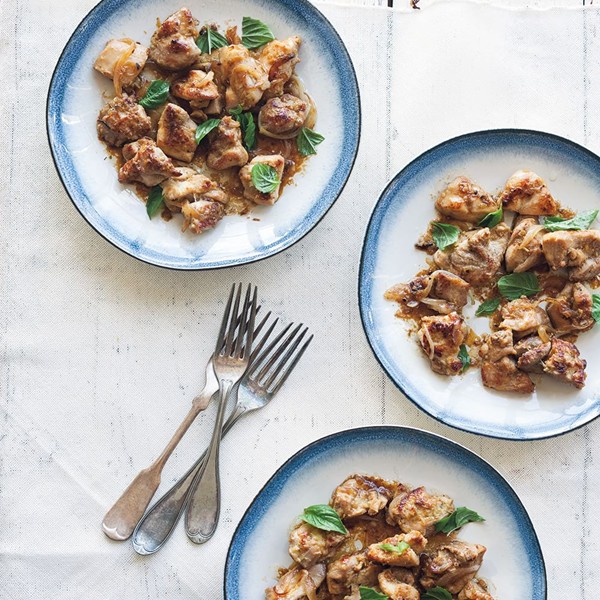 Stir-fried lemongrass chicken