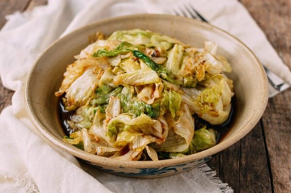 Stir-fried lettuce